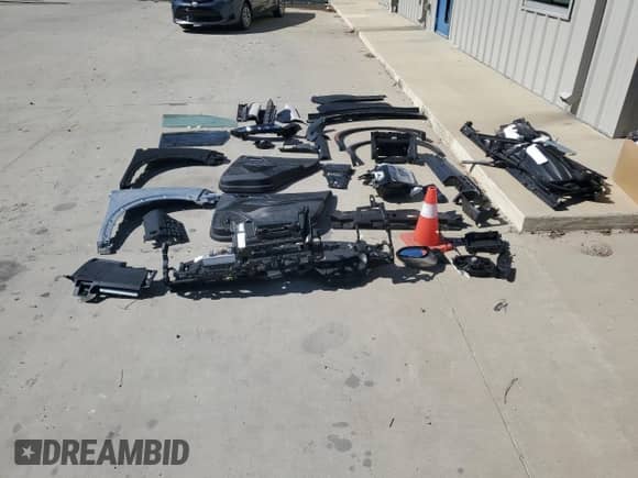 2024 Mitsubishi Outlander ES with VIN JA4J3UA85RZ024580, listed as a Copart auction lot 72012785 with 12,832 mi miles and Salvage title. Bid and sale history available at DreamBid. Image 13.