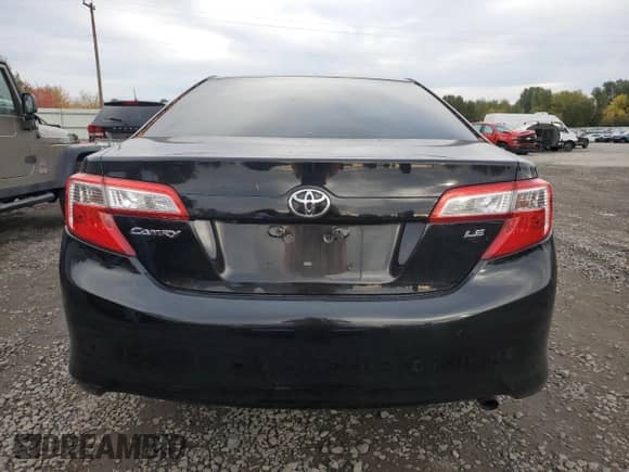 2014 Toyota Camry XLE z VIN 4T4BF1FK7ER408731, wystawiony jako Copart lot #90808625 z przebiegiem 114 466 mil mil oraz Czysty tytuł • Clean title. Historia ofert i sprzedaży dostępna na DreamBid. Obrazek 6.
