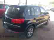 2014 Volkswagen Tiguan SEL with VIN WVGAV3AX9EW625726, listed as a IAAI auction lot 42401853 with 145,082 mi miles and . Bid and sale history available at DreamBid. Image 4.