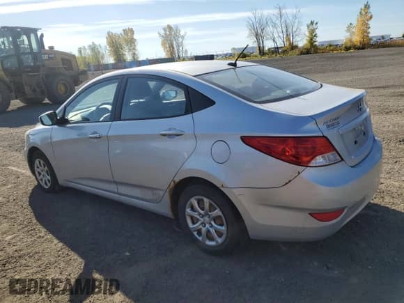 2012 Hyundai Accent GLS z VIN KMHCT4AE1CU251530, wystawiony jako Copart lot #82392105 z przebiegiem 304 077 mil mil oraz Szkoda całkowita • Salvage title. Historia ofert i sprzedaży dostępna na DreamBid. Obrazek 2.