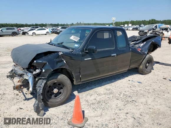 1997 Toyota Tacoma z VIN 4TAVL52N6VZ319081, wystawiony jako Copart lot #71695955 z przebiegiem 262 304 mil mil oraz Szkoda całkowita • Salvage title. Historia ofert i sprzedaży dostępna na DreamBid. Obrazek 1.