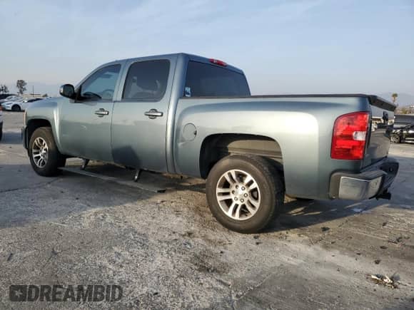 2011 Chevrolet Silverado 1500 LTZ with VIN 3GCPCTE02BG276615, listed as a Copart auction lot 43766115 with 179,346 mi miles and Clean title. Bid and sale history available at DreamBid. Image 2.
