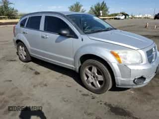 2009 Dodge Caliber SXT с VIN 1B3HB48A09D164700, выставлен на аукционе Copart как лот 72479924 с пробегом 138 795 миль миль и Списание • Salvage title. История ставок и продаж доступна на DreamBid. Изображение 4.
