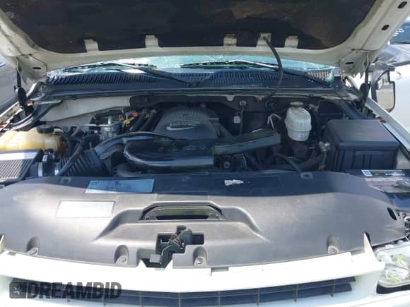 2004 Chevrolet Tahoe Z71 z VIN 1GNEK13Z84R105328, wystawiony jako IAAI lot #42850218 z przebiegiem 255 160 mil mil oraz . Historia ofert i sprzedaży dostępna na DreamBid. Obrazek 10.