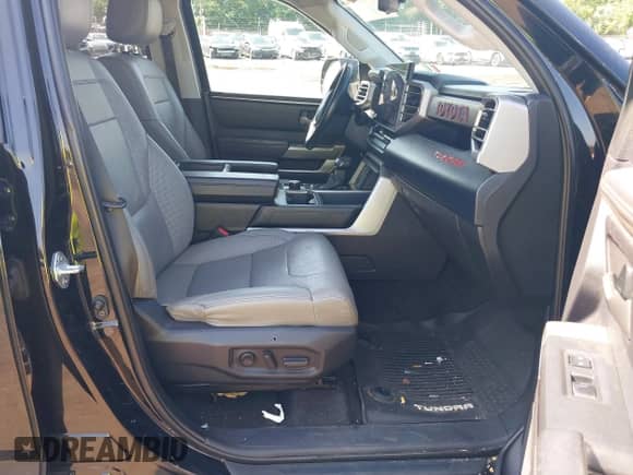 2022 Toyota Tundra SR5 with VIN 5TFLA5DB9NX009104, listed as a IAAI auction lot 42536638 with 77,485 mi miles and . Bid and sale history available at DreamBid. Image 5.