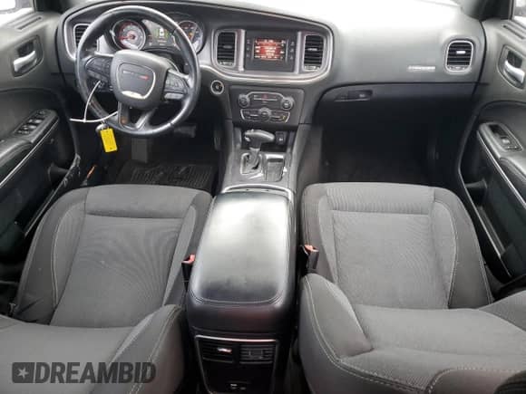 2016 Dodge Charger SE z VIN 2C3CDXBG0GH121285, wystawiony jako Copart lot #86305225 z przebiegiem 153 932 mil mil oraz Czysty tytuł • Clean title. Historia ofert i sprzedaży dostępna na DreamBid. Obrazek 8.