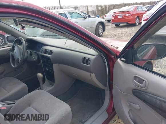 2000 Chevrolet Prizm LSi с VIN 1Y1SK5282YZ428822, выставлен на аукционе IAAI как лот 42765646 с пробегом 192 304 миль миль и . История ставок и продаж доступна на DreamBid. Изображение 5.