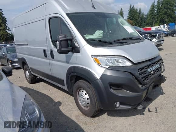2023 Ram ProMaster Cargo с VIN 3C6LRVBG8PE548315, выставлен на аукционе IAAI как лот 43159376 с пробегом 13 492 миль миль и . История ставок и продаж доступна на DreamBid. Изображение 1.