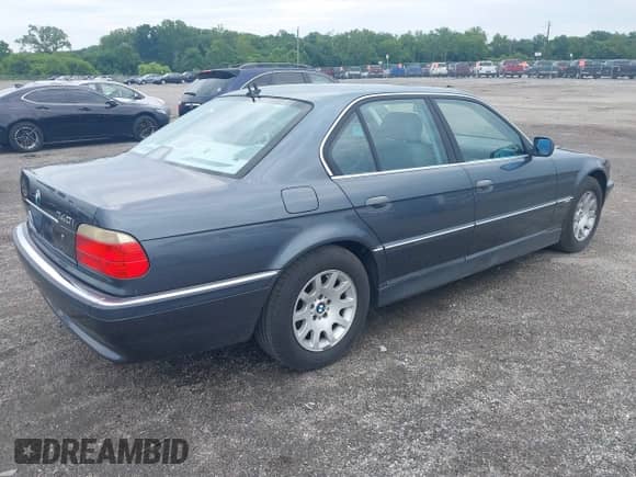 2001 BMW 7 Series 740i with VIN WBAGG834X1DN87354, listed as a IAAI auction lot 42749277 with Not provided miles and . Bid and sale history available at DreamBid. Image 4.
