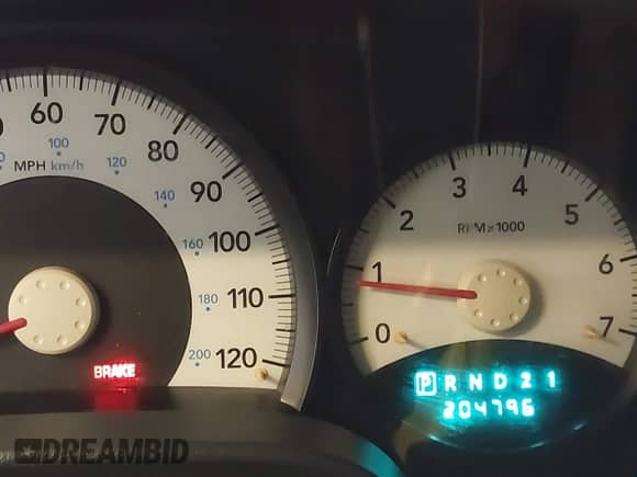 2008 Dodge Durango with VIN 1D8HB38N48F127746, listed as a IAAI auction lot 41371441 with 204,796 mi miles and . Bid and sale history available at DreamBid. Image 7.