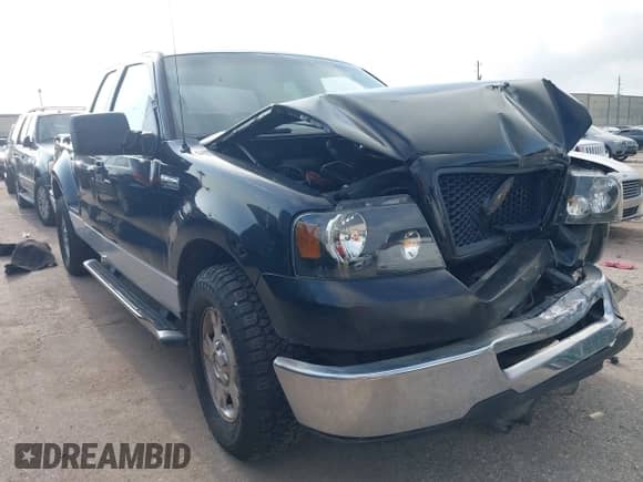 2006 Ford F-150 XLT with VIN 1FTPX02506KB71623, listed as a IAAI auction lot 42083250 with 135,412 mi miles and . Bid and sale history available at DreamBid. Image 1.