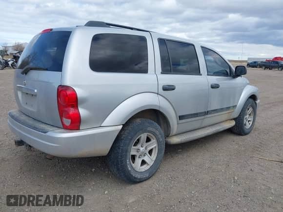 2004 Dodge Durango SLT with VIN 1D4HB48D54F149568, listed as a IAAI auction lot 41850143 with 271,803 mi miles and . Bid and sale history available at DreamBid. Image 4.