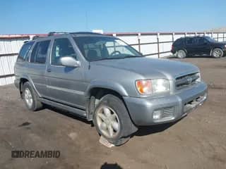 2001 Nissan Pathfinder SE z VIN JN8DR09Y21W601526, wystawiony jako IAAI lot #43232679 z przebiegiem 142 822 mil mil oraz . Historia ofert i sprzedaży dostępna na DreamBid. Obrazek 1.