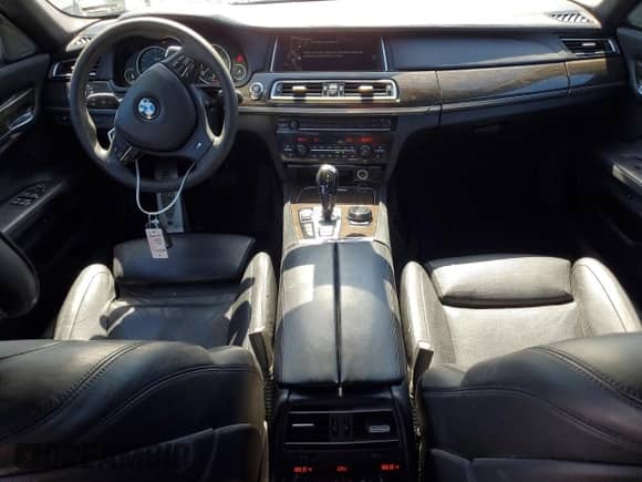 2014 BMW 7 Series ALPINA B7 xDrive с VIN WBAYF8C51ED142376, выставлен на аукционе Copart как лот 67884945 с пробегом 102 130 миль миль и Списание • Salvage title. История ставок и продаж доступна на DreamBid. Изображение 8.