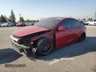 2023 Tesla Model Y Performance z VIN 7SAYGDEF6PF648475, wystawiony jako Copart lot #68028315 z przebiegiem Nie podano mil oraz Szkoda całkowita • Salvage title. Historia ofert i sprzedaży dostępna na DreamBid. Obrazek 1.
