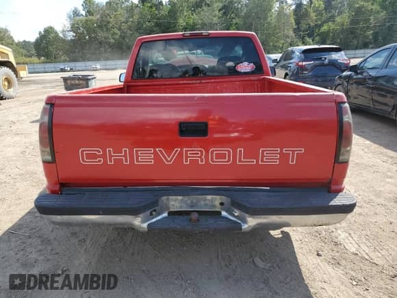 1998 Chevrolet Silverado 1500 с VIN 1GCEC14R1WZ150151, выставлен на аукционе Copart как лот 72062604 с пробегом 239 483 миль миль и Списание • Salvage title. История ставок и продаж доступна на DreamBid. Изображение 6.