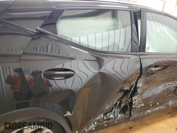 2023 Chevrolet Bolt EUV LT с VIN 1G1FY6S08P4149643, выставлен на аукционе Copart как лот 71872125 с пробегом Не указан миль и На запчасти • Non repairable. История ставок и продаж доступна на DreamBid. Изображение 10.
