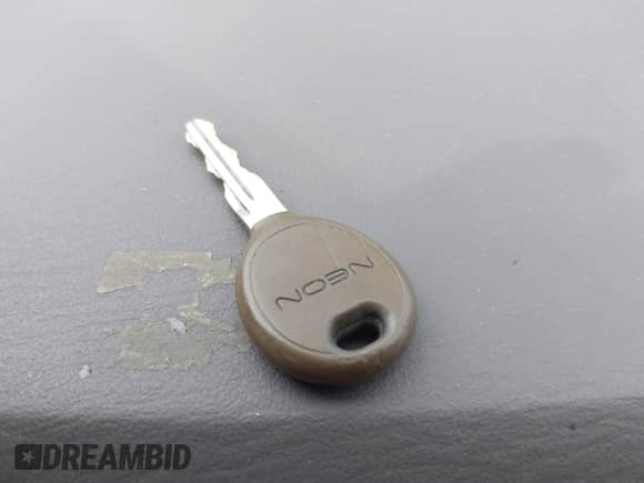 2001 Dodge Neon Highline с VIN 1B3ES46C41D230564, выставлен на аукционе IAAI как лот 42479847 с пробегом 110 252 миль миль и . История ставок и продаж доступна на DreamBid. Изображение 11.