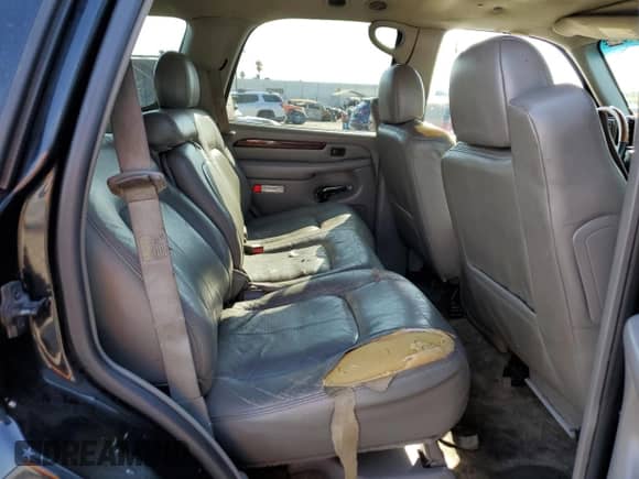 2002 Cadillac Escalade with VIN 1GYEC63TX2R287491, listed as a Copart auction lot 70866575 with 195,047 mi miles and Salvage title. Bid and sale history available at DreamBid. Image 11.
