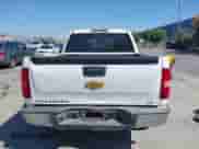 2012 Chevrolet Silverado 1500 LS z VIN 3GCPCREA5CG195542, wystawiony jako IAAI lot #42394304 z przebiegiem 246 628 mil mil oraz . Historia ofert i sprzedaży dostępna na DreamBid. Obrazek 17.