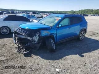 2019 Jeep Compass Limited with VIN 3C4NJCCB0KT675984, listed as a Copart auction lot 55963435 with 67,550 mi miles and Salvage title. Bid and sale history available at DreamBid. Image 1.