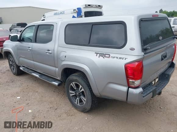 2016 Toyota Tacoma SR5 с VIN 5TFAZ5CN4GX013284, выставлен на аукционе IAAI как лот 42301093 с пробегом 127 916 миль миль и . История ставок и продаж доступна на DreamBid. Изображение 3.