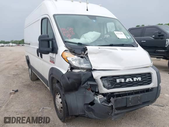 2020 Ram ProMaster Cargo z VIN 3C6TRVBG3LE132005, wystawiony jako IAAI lot #42275486 z przebiegiem 198 565 mil mil oraz . Historia ofert i sprzedaży dostępna na DreamBid. Obrazek 1.