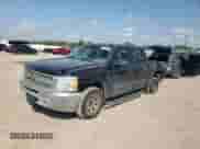 2012 Chevrolet Silverado 1500 LS z VIN 3GCPCREA1CG248592, wystawiony jako Copart lot #71743905 z przebiegiem 220 764 mil mil oraz Szkoda całkowita • Salvage title. Historia ofert i sprzedaży dostępna na DreamBid. Obrazek 13.