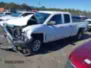 2019 Chevrolet Silverado 1500 Work Truck z VIN 2GCRCNECXK1149456, wystawiony jako IAAI lot #41310406 z przebiegiem 108 526 mil mil oraz . Historia ofert i sprzedaży dostępna na DreamBid. Obrazek 2.
