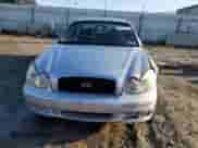 2004 Hyundai Sonata GLS z VIN KMHWF35H44A959602, wystawiony jako Copart lot #72344984 z przebiegiem 76 848 mil mil oraz Szkoda całkowita • Salvage title. Historia ofert i sprzedaży dostępna na DreamBid. Obrazek 5.