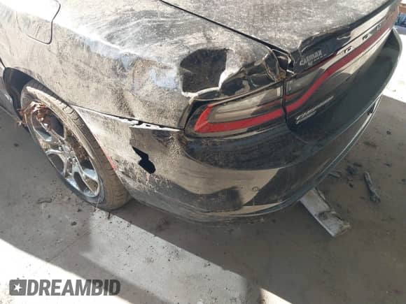 2015 Dodge Charger SE with VIN 2C3CDXFG4FH765977, listed as a IAAI auction lot 40998216 with Not provided miles and . Bid and sale history available at DreamBid. Image 6.