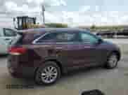 2018 Kia Sorento LX z VIN 5XYPG4A34JG348499, wystawiony jako Copart lot #80842565 z przebiegiem 144 163 mil mil oraz Czysty tytuł • Clean title. Historia ofert i sprzedaży dostępna na DreamBid. Obrazek 3.