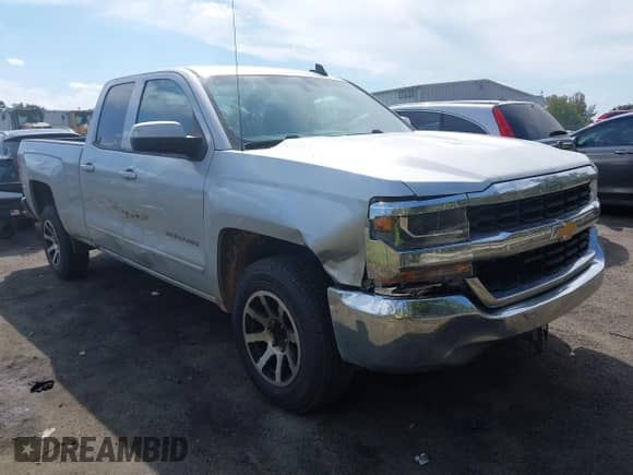 2019 Chevrolet Silverado 1500 LT z VIN 2GCRCPEC6K1145254, wystawiony jako IAAI lot #43280516 z przebiegiem 133 210 mil mil oraz . Historia ofert i sprzedaży dostępna na DreamBid. Obrazek 13.