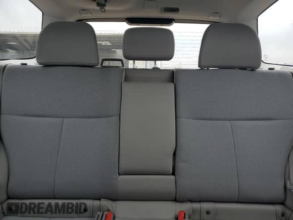 2011 Subaru Forester X z VIN JF2SHBBC4BG703679, wystawiony jako Copart lot #64521565 z przebiegiem 112 026 mil mil oraz Czysty tytuł • Clean title. Historia ofert i sprzedaży dostępna na DreamBid. Obrazek 10.