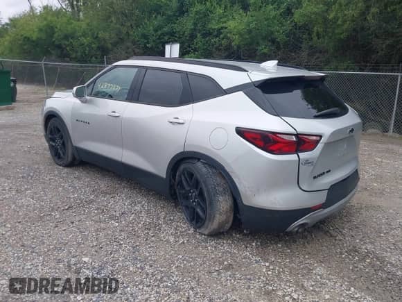 2019 Chevrolet Blazer z VIN 3GNKBGRS6KS695684, wystawiony jako IAAI lot #42877899 z przebiegiem 190 956 mil mil oraz . Historia ofert i sprzedaży dostępna na DreamBid. Obrazek 3.