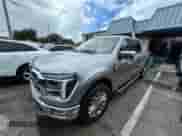2024 Ford F-150 Lariat с VIN 1FTFW5L55RFA55955, выставлен на аукционе Copart как лот 86318345 с пробегом 29 238 миль миль и Чистый • Clean title. История ставок и продаж доступна на DreamBid. Изображение 2.