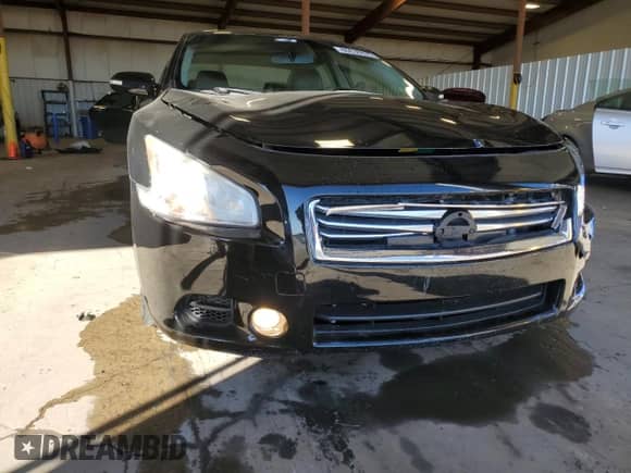 2014 Nissan Maxima SV z VIN 1N4AA5AP9EC448646, wystawiony jako Copart lot #86636835 z przebiegiem 133 828 mil mil oraz Szkoda całkowita • Salvage title. Historia ofert i sprzedaży dostępna na DreamBid. Obrazek 5.