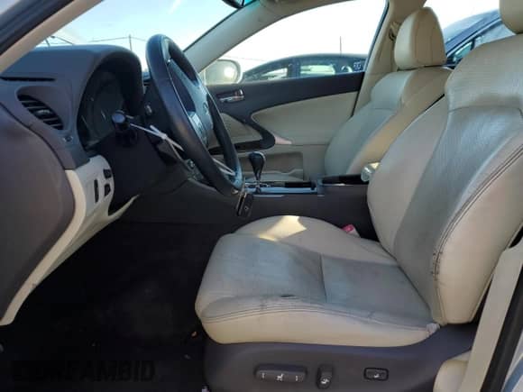 2012 Lexus IS 250 z VIN JTHCF5C28C5054156, wystawiony jako Copart lot #84234695 z przebiegiem 193 657 mil mil oraz Szkoda całkowita • Salvage title. Historia ofert i sprzedaży dostępna na DreamBid. Obrazek 7.