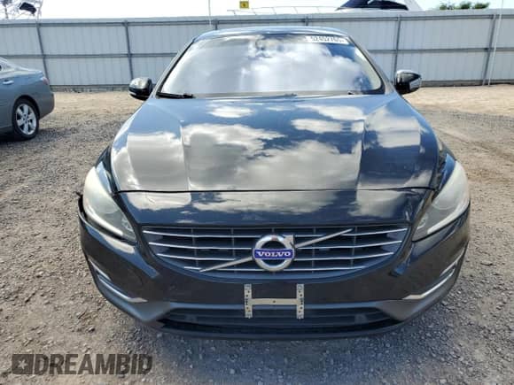 2015 Volvo S60 T5 Drive-E Premier with VIN YV140MFK1F1342605, listed as a Copart auction lot 52452765 with 129,494 mi miles and Non repairable. Bid and sale history available at DreamBid. Image 5.