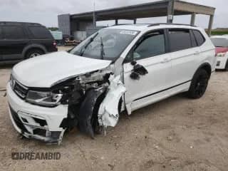 2021 Volkswagen Tiguan SE с VIN 3VV3B7AXXMM101319, выставлен на аукционе Copart как лот 65332535 с пробегом Не указан миль и Списание • Salvage title. История ставок и продаж доступна на DreamBid. Изображение 1.