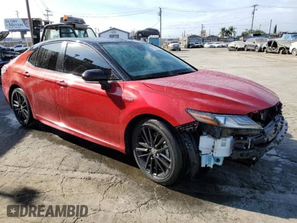 2021 Toyota Camry Hybrid XSE with VIN 4T1K31AK6MU030362, listed as a Copart auction lot 81326505 with 72,342 mi miles and Salvage title. Bid and sale history available at DreamBid. Image 4.