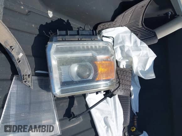 2014 GMC Sierra 1500 SLT с VIN 3GTP1VEC0EG537725, выставлен на аукционе IAAI как лот 40276442 с пробегом 117 386 миль миль и . История ставок и продаж доступна на DreamBid. Изображение 12.