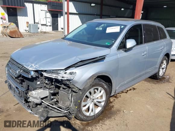 2017 Audi Q7 Premium Plus с VIN WA1LAAF72HD019815, выставлен на аукционе IAAI как лот 43285073 с пробегом 131 862 миль миль и . История ставок и продаж доступна на DreamBid. Изображение 2.