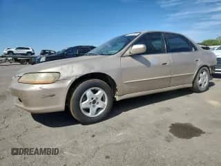 2000 Honda Accord EX with VIN 1HGCG1656YA042505, listed as a Copart auction lot 67214465 with 195,525 mi miles and Salvage title. Bid and sale history available at DreamBid. Image 1.