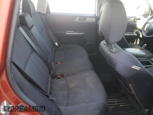 2011 Subaru Forester X z VIN JF2SHABC3BG703456, wystawiony jako Copart lot #66905575 z przebiegiem 153 129 mil mil oraz Czysty tytuł • Clean title. Historia ofert i sprzedaży dostępna na DreamBid. Obrazek 11.