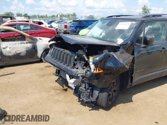 2017 Jeep Renegade Latitude с VIN ZACCJABB6HPG67093, выставлен на аукционе IAAI как лот 42717078 с пробегом 107 655 миль миль и . История ставок и продаж доступна на DreamBid. Изображение 6.