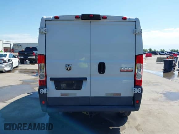2015 Ram ProMaster Cargo with VIN 3C6TRVNG2FE519757, listed as a IAAI auction lot 42092833 with 166,312 mi miles and . Bid and sale history available at DreamBid. Image 16.
