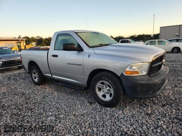 2012 Ram 1500 ST with VIN 3C6JD6AP4CG257631, listed as a Copart auction lot 71672055 with 283,195 mi miles and Salvage title. Bid and sale history available at DreamBid. Image 4.
