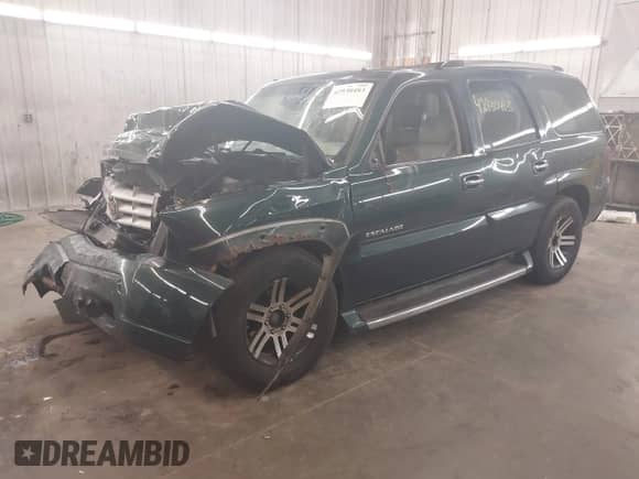 2002 Cadillac Escalade with VIN 1GYEK63N42R224018, listed as a IAAI auction lot 42930483 with 218,895 mi miles and . Bid and sale history available at DreamBid. Image 18.