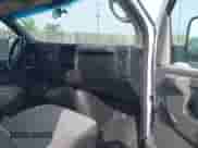 2010 Chevrolet Express Cargo с VIN 1GCUGADX3A1150240, выставлен на аукционе IAAI как лот 42081426 с пробегом 533 686 миль миль и . История ставок и продаж доступна на DreamBid. Изображение 5.